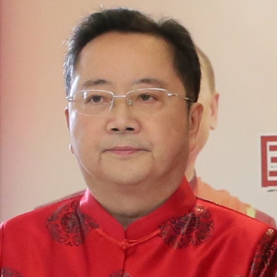 但漢雄-湖北中醫(yī)藥大學(xué)藥學(xué)院副院長(zhǎng)、主任藥師